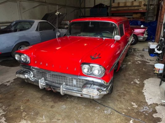 you-probably-never-heard-of-this-old-school-pontiac-fewer-than-500-examples-likely-built_19.jpg