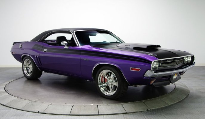 ‘71 Dodge 528ci Hemi Challenger RT 5-speed in Plum Crazy Purple (1).jpg