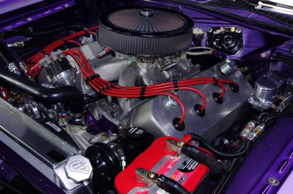 ‘71 Dodge 528ci Hemi Challenger RT 5-speed in Plum Crazy Purple (5).jpg