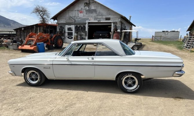 Plymouth '65 Belvedere II (15).jpg