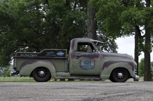this-1948-chevrolet-3100-has-the-price-of-a-zombie-house-looks-like-one-too_7.jpg