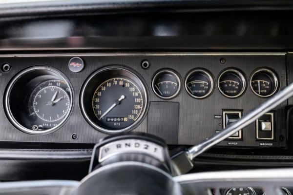 1968-charger-r-t-hemi-once-owned-by-a-notorious-biker-tv-star-is-on-the-market-again_20.jpg
