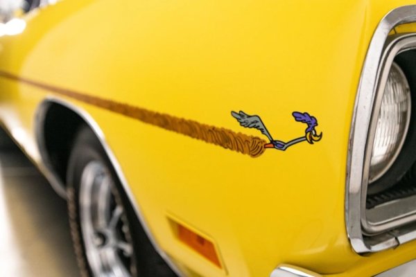 '70 Plymouth Road Runner detail (24)a.jpg