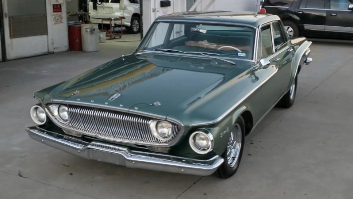Dodge '62 Dart 4-Door (6).jpg