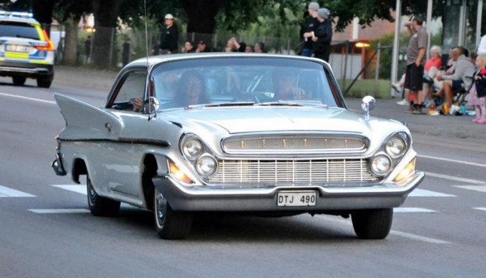 DeSoto '61 Two-Door Hardtop (11).jpg