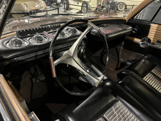 studebaker-sceptre-interior.png
