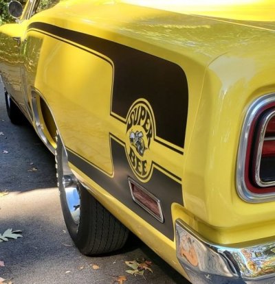 Dodge '70 Coronet Super Bee detail (2)c.jpg