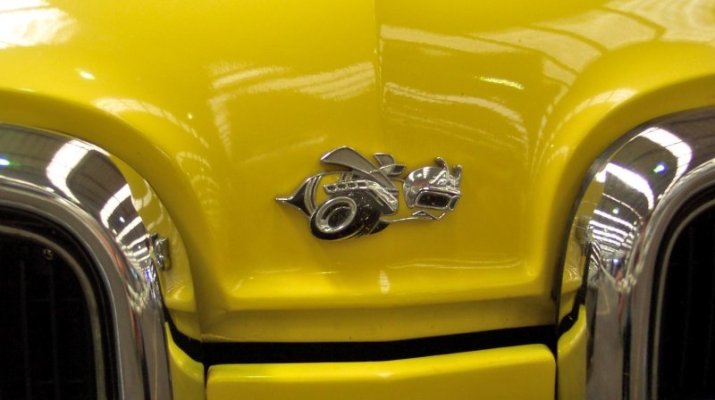 Dodge '70 Coronet Super Bee detail (3).jpg