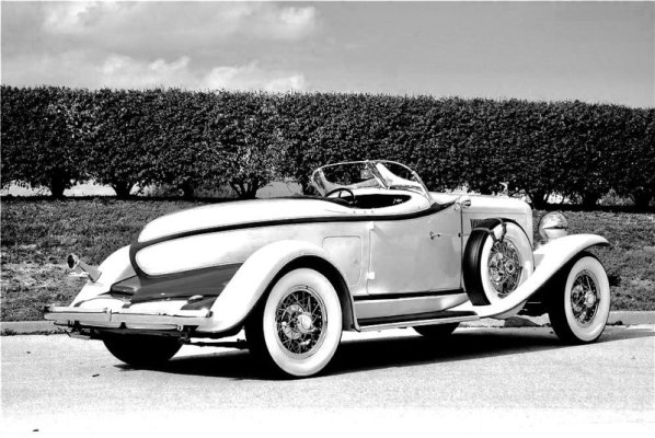 1931 Auburn Eight 98 Boat-Tail Speedster. With a 3 Speed gearbox was one of the most highly so...jpg