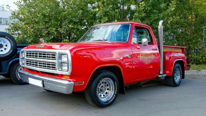 1978 Dodge Lil Red Express.jpg