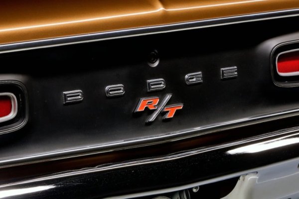 Dodge '70 Coronet RT detail (6).jpg
