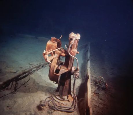 sub-buzz-461-1733516509-1.jpg