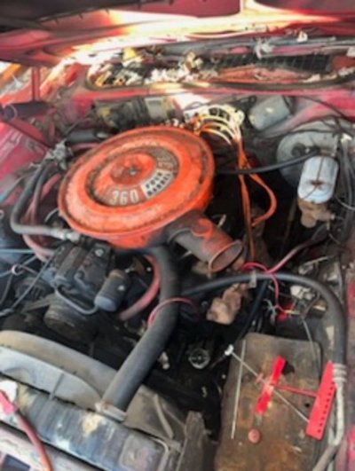 1974-challenger-r-t-spent-decades-in-total-darkness-owner-hopes-it-ll-sell-with-zero-info_2.jpg