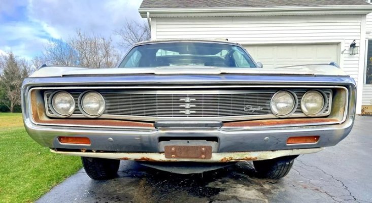 owner-parked-this-rare-chrysler-convertible-in-1984-because-it-was-too-expensive-to-repair_29.jpg