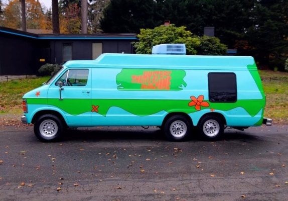 1983-6-wheeled-dodge-ram-van-is-a-groovy-mystery-machine-built-for-glamping-like-scooby_7.jpg