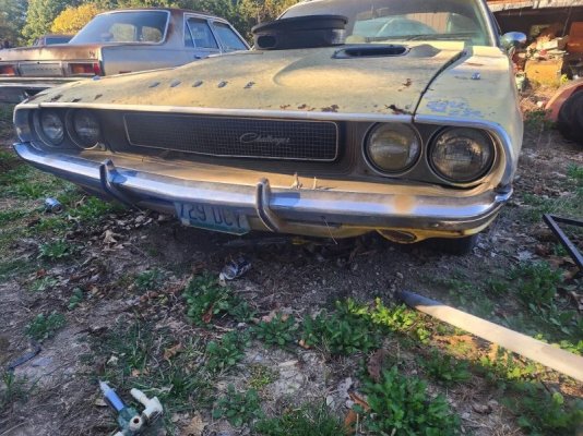 owner-says-this-junkyard-1970-challenger-could-be-a-1-of-1-unstamped-surprise-inside_21.jpg