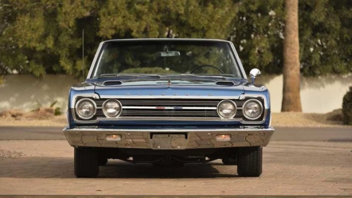 1967-plymouth-gtx-hemi-convertible-4.jpg