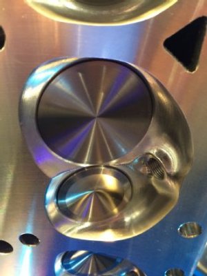 440-rb-big-block-mopar-head-closeup.jpg