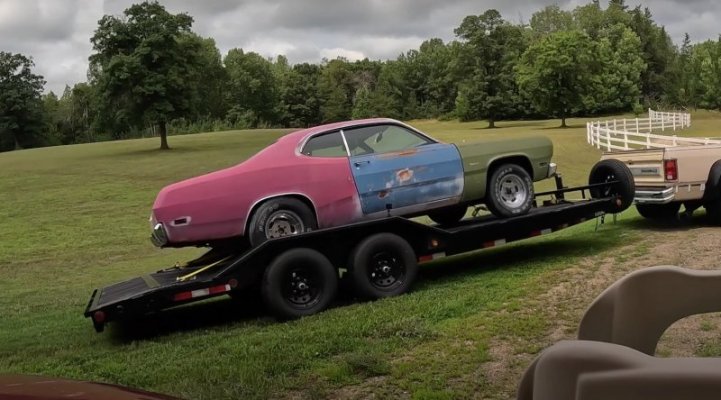 crazy-rare-junkyard-gem-1970-plymouth-duster-is-a-true-fm3-car-244073_1.jpg