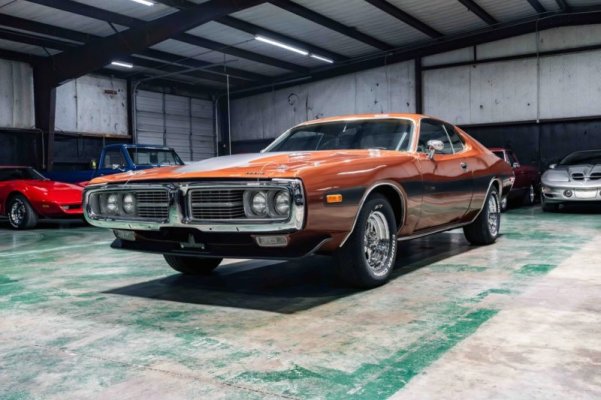 1973-dodge-charger-rallye-with-blueprint-408ci-v8-shows-the-2025-daytona-ev-how-it-s-done_1.jpg