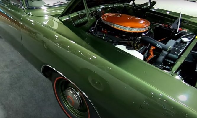 1969-dodge-coronet-r-t-has-the-full-package-rare-hemi-numbers-matching-triple-green_5.jpg