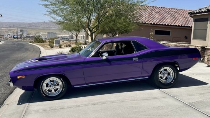 Plymouth '73 440 'cuda (19).jpg
