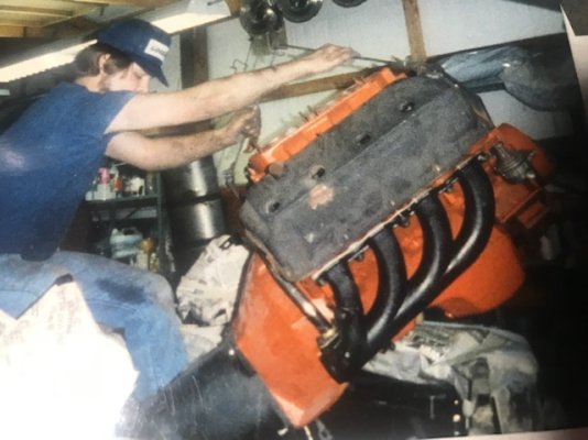 IMG_0971  installing 426 hemi.jpg