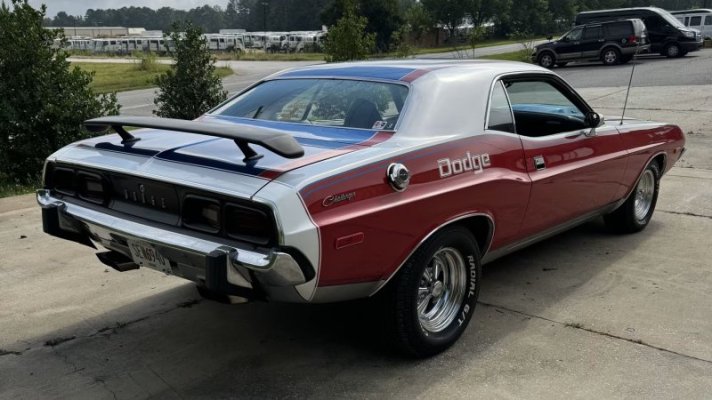 1973-challenger-is-a-mystery-hemi-allusion-to-nhra-legend-dandy-dick-landy_4.jpg