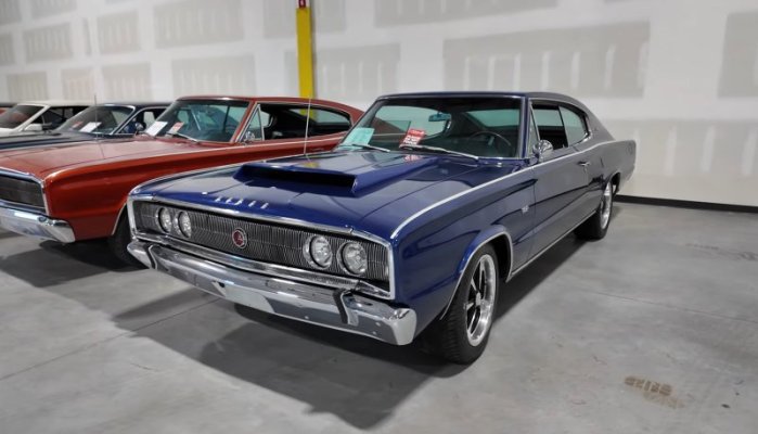 forget-about-the-426-hemi-this-dark-blue-1966-dodge-charger-packs-a-stroked-383-244329_1.jpg