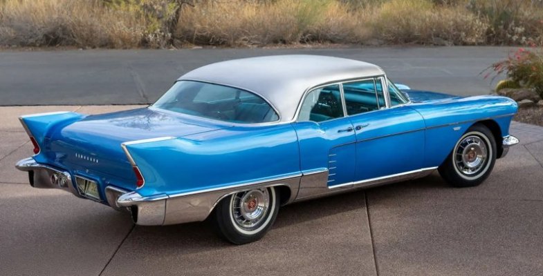 1958-Cadillac-Eldorado-Brougham_1300899.jpg