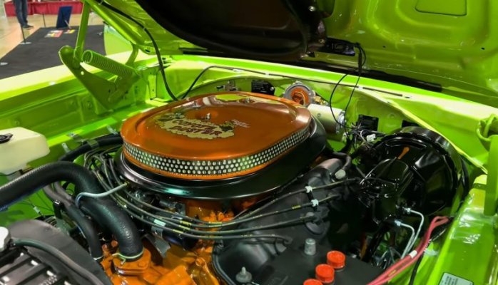 1970-plymouth-road-runner-restored-to-perfection-flaunts-rare-hemi-setup_17.jpg