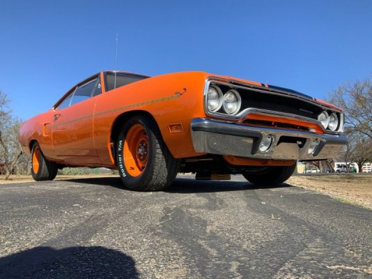 no-hemi-no-problem-1970-plymouth-road-runner-packs-550-horsepower_3.jpg