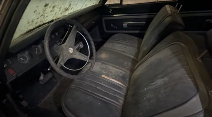 mopar-barn-finds-plymouth-road-runners-parked-for-decades-need-a-second-chance_5.jpg