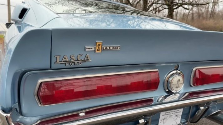 rare-1967-shelby-gt500-sold-for-150k-in-2023-gets-special-badge-guess-the-price-now_4.jpg