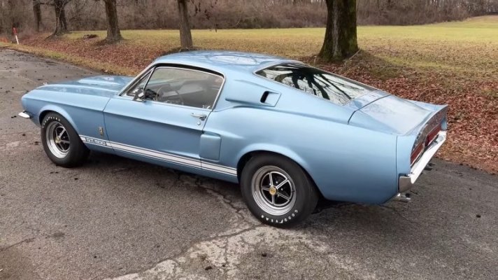 rare-1967-shelby-gt500-sold-for-150k-in-2023-gets-special-badge-guess-the-price-now_3.jpg