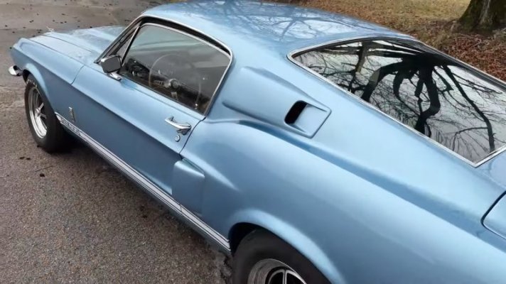 rare-1967-shelby-gt500-sold-for-150k-in-2023-gets-special-badge-guess-the-price-now_2.jpg