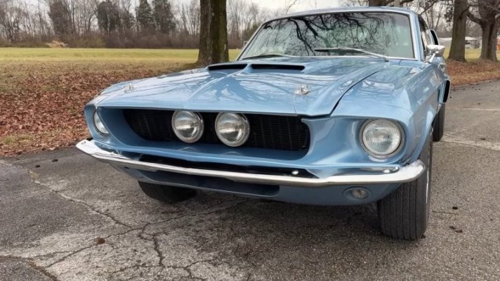 rare-1967-shelby-gt500-sold-for-150k-in-2023-gets-special-badge-guess-the-price-now_1.jpg