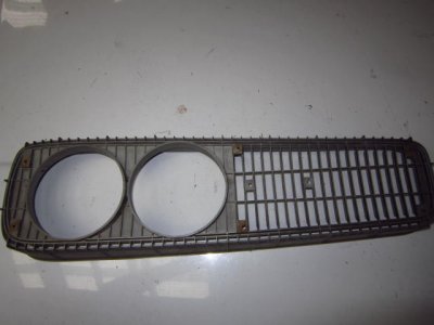 filler,grille and rechromed wheel 002.JPG