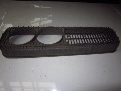 filler,grille and rechromed wheel 003.JPG