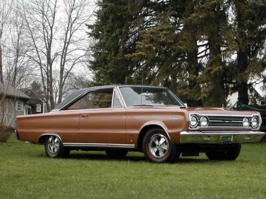 19-yo-got-this-1967-gtx-hemi-37-years-ago-now-owns-22-mopars-including-six-hemi-unicorns-24493...jpg