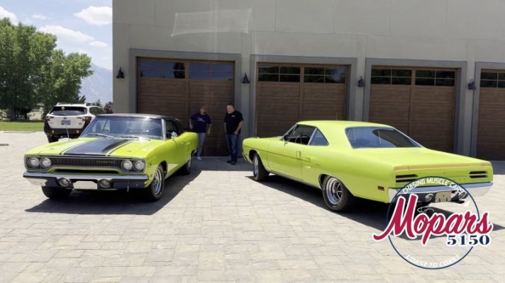bring-a-trailer-youtuber-s-rare-1970-his-and-hers-road-runner-find-dies-on-the-way-home_5.jpg