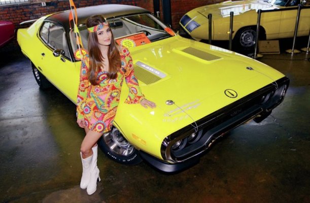 Former Miss Alabama Jesica Ahlberg poses with '71 Plymouth GTX 440+6 (1).jpg