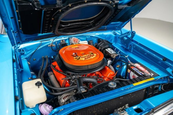 '69 Plymouth road runner 383 4-Speed convertible (5).jpg