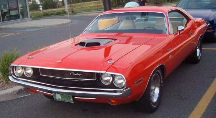 '70 Dodge Hemi Challenger RT (12).jpg
