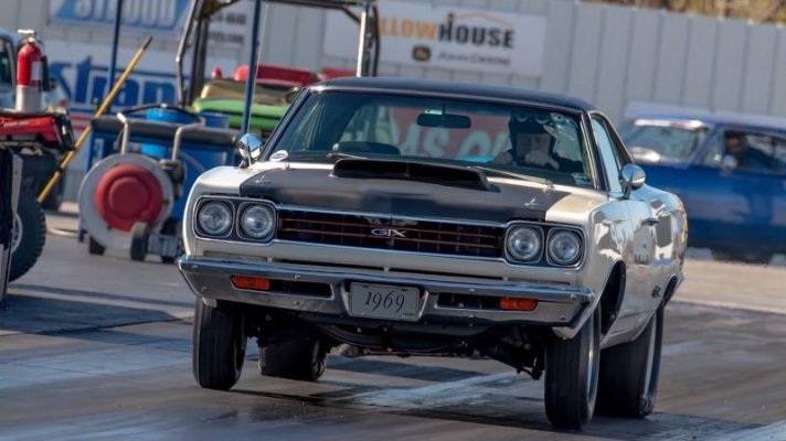 84-yo-pulls-mid-11s-at-the-dragstrip-wants-to-let-his-one-off-440-max-wedge-64-dodge-go_30.jpg