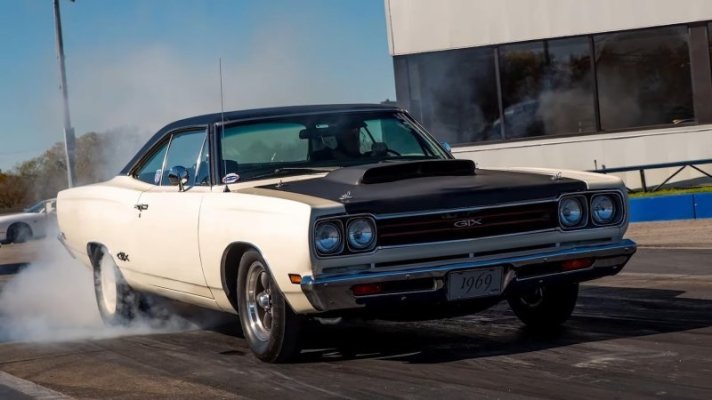 84-yo-pulls-mid-11s-at-the-dragstrip-wants-to-let-his-one-off-440-max-wedge-64-dodge-go-245097_1.jpg