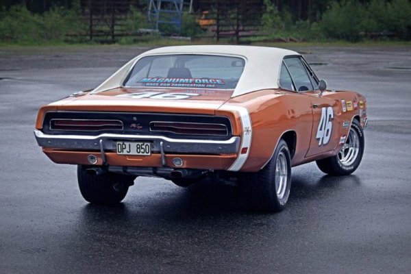 1969Charger_IMG005-992x661.jpg