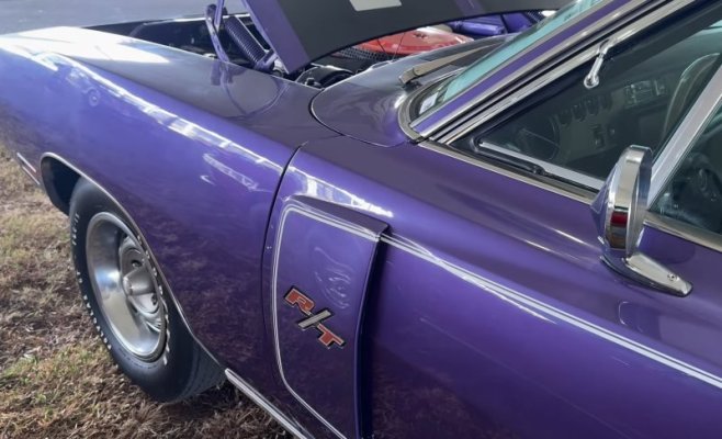 plum-crazy-survivor-with-13k-miles-1970-dodge-charger-flaunts-rare-hemi-setup_5.jpg