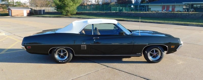 dealer-sells-amazingly-rare-1970-ford-torino-gt-429-cj-convertible-you-never-saw-one-live_1.jpg