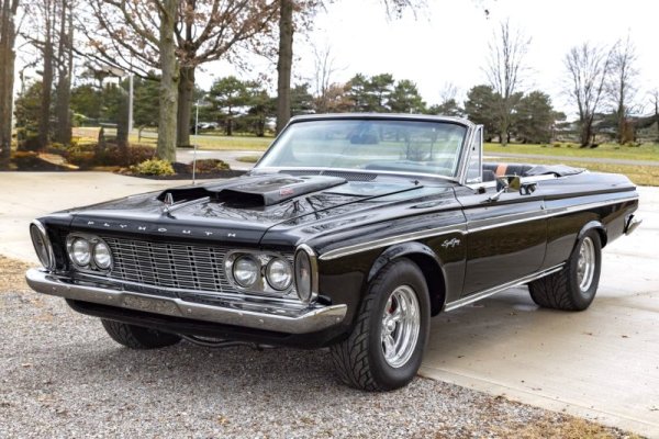 Plymouth-Sport-Fury.jpg